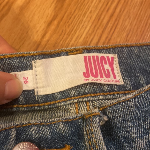 Juicy Couture Desert Wash Moto Girlfriend Jeans with Front Zippers - Picture 5 of 7